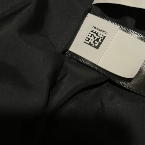 The North Face Hollidown Urban Explorer winter puffer vest women metallic copper - Picture 12 of 13